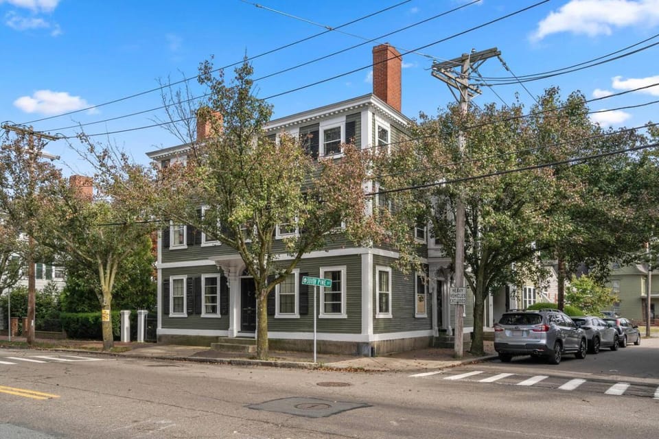 1803 Downtown Salem 1BR | Walk to Everything Apartment in Salem