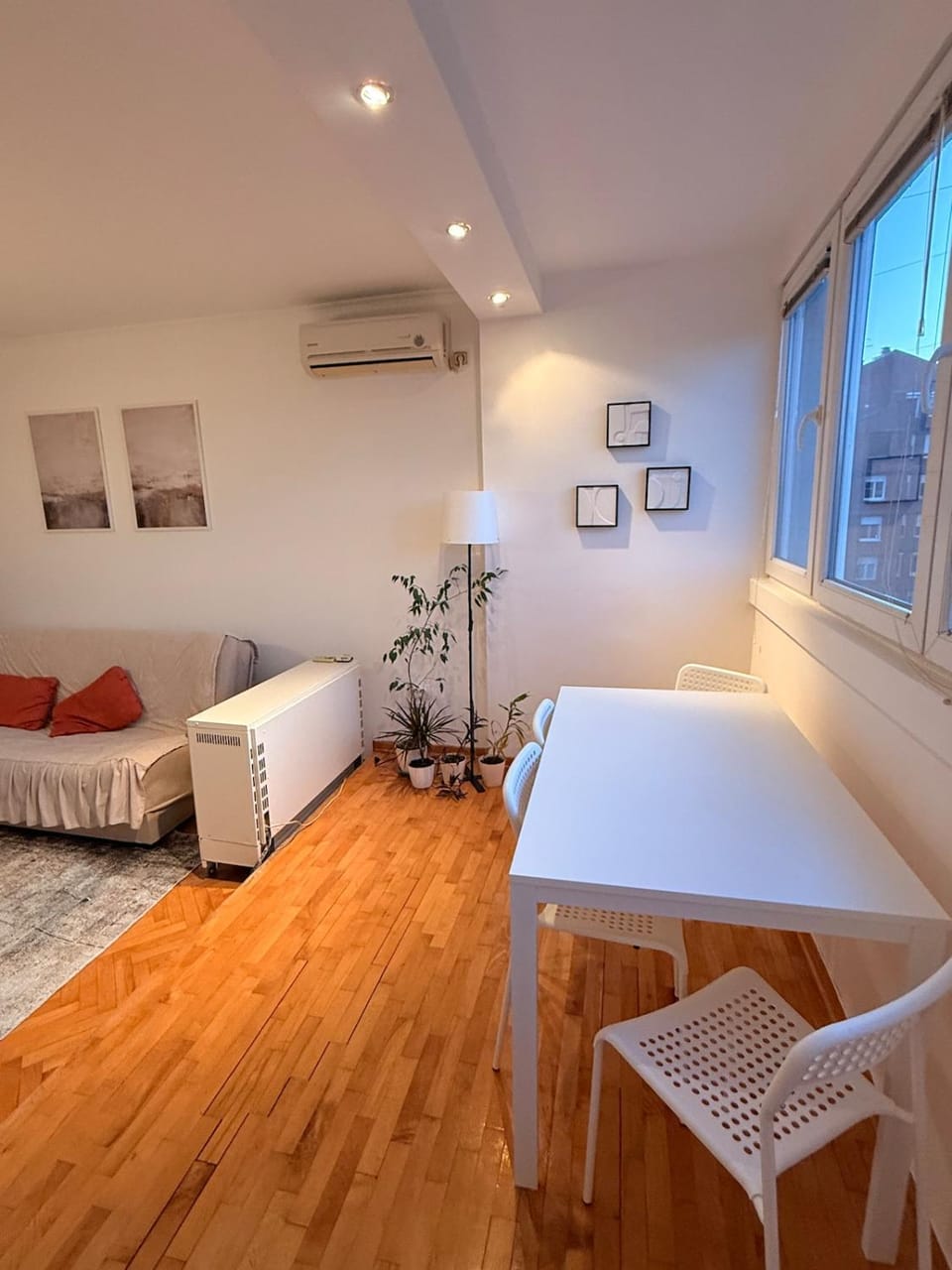 Living room, Photo of the whole room, Seating area, Dining area, air conditioner