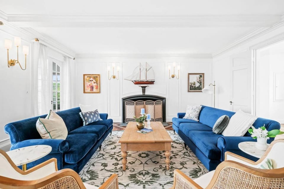 Cranberry Hill | 9 BR 22 Acre Estate | Sleeps 24 House in Gloucester
