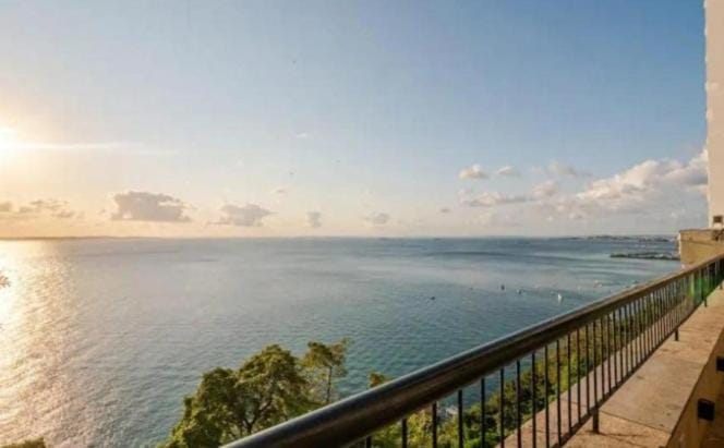 Flat Victoria Apartment in Salvador