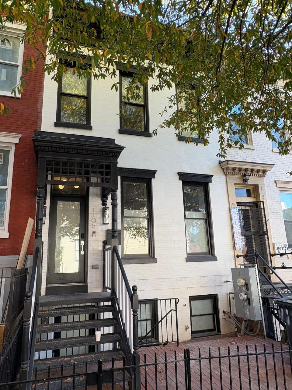 Property building, Facade/entrance