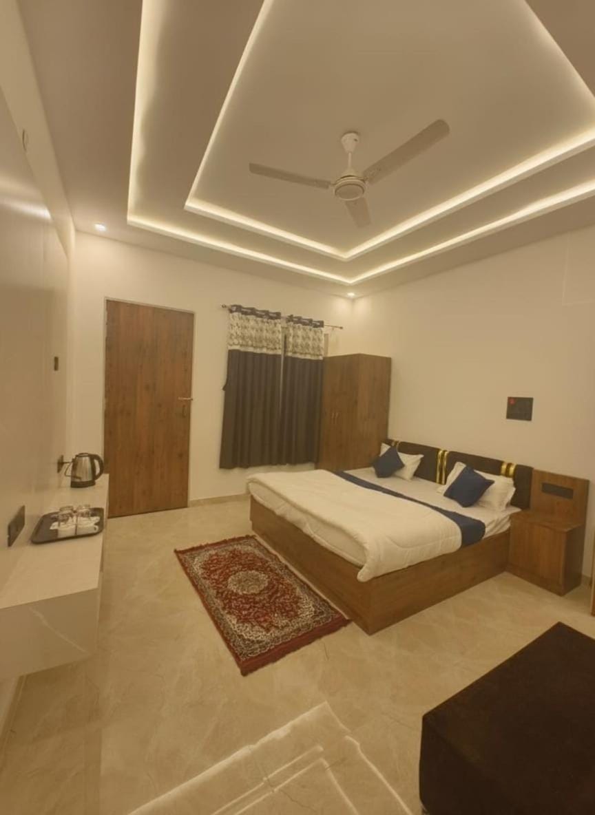 Arohan stay Bed and Breakfast in Uttar Pradesh