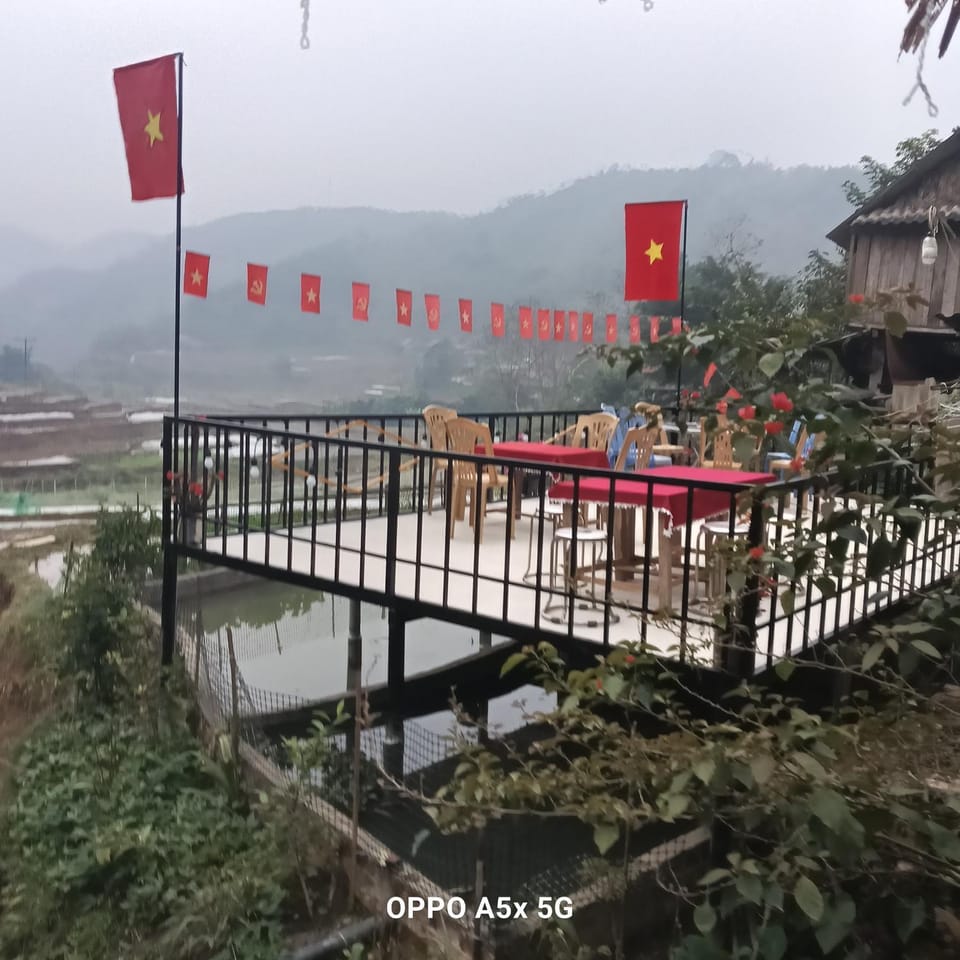 Homestay nhà hàng Pu luông Apartment in Vietnam