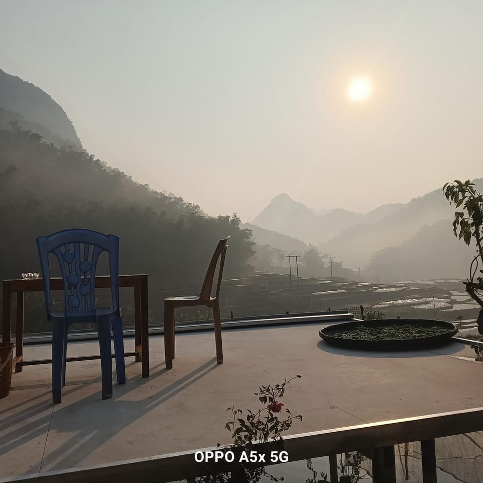 Homestay nhà hàng Pu luông Apartment in Vietnam