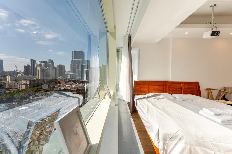 Bed, Photo of the whole room, Bedroom, City view