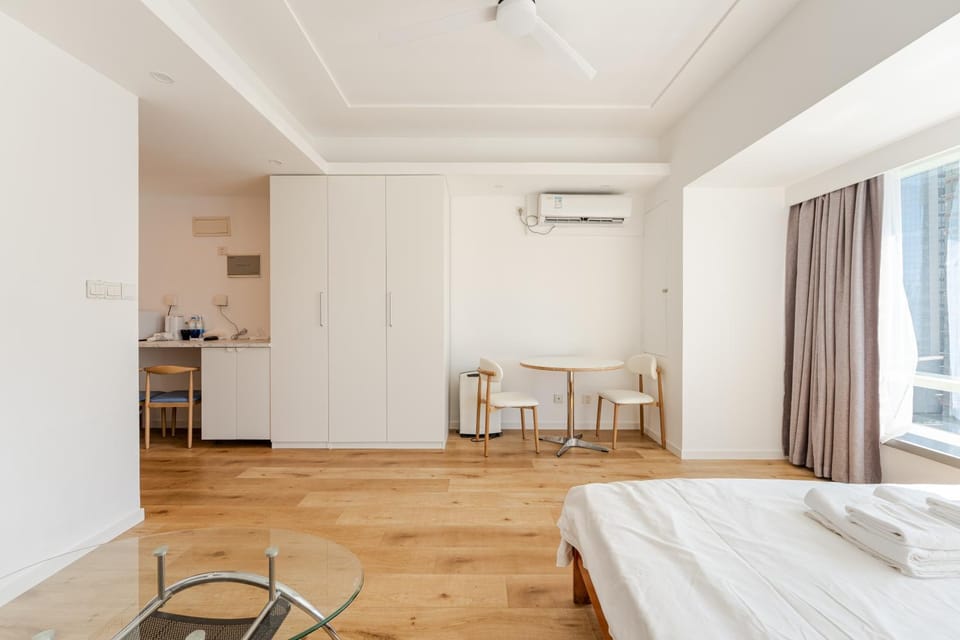 Living room, Bedroom