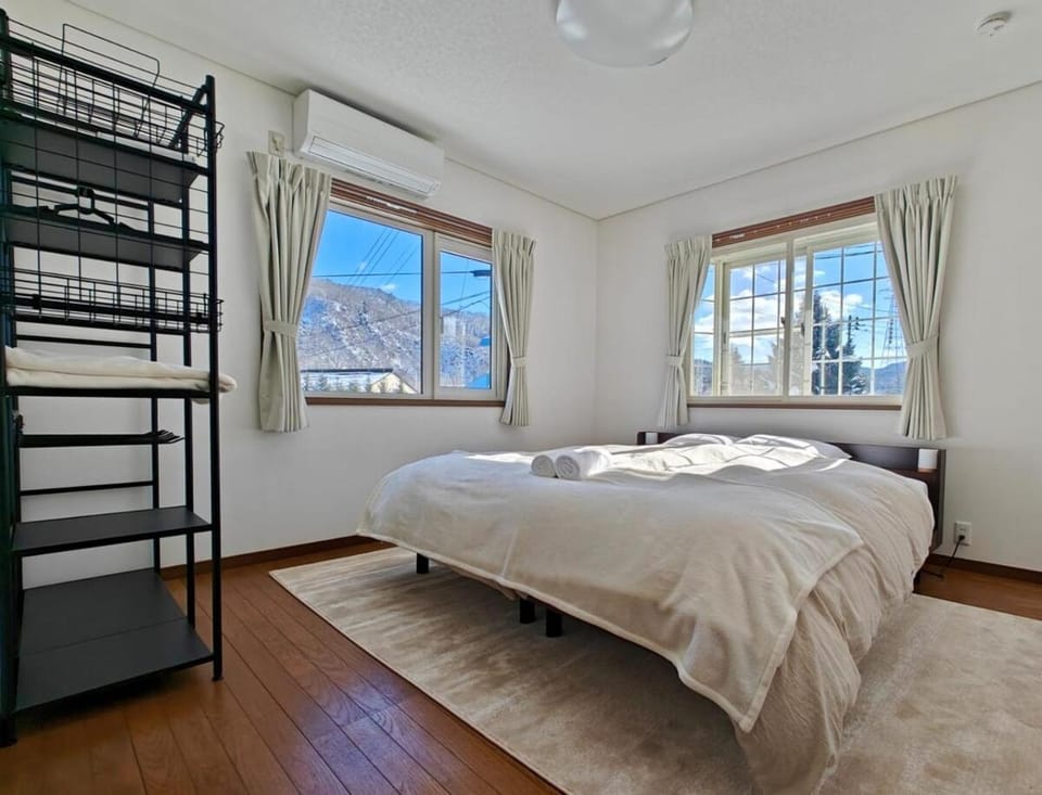 Taguchi Gem - Luxury Chalet in Myoko Kogen Chalet in Nagano Prefecture
