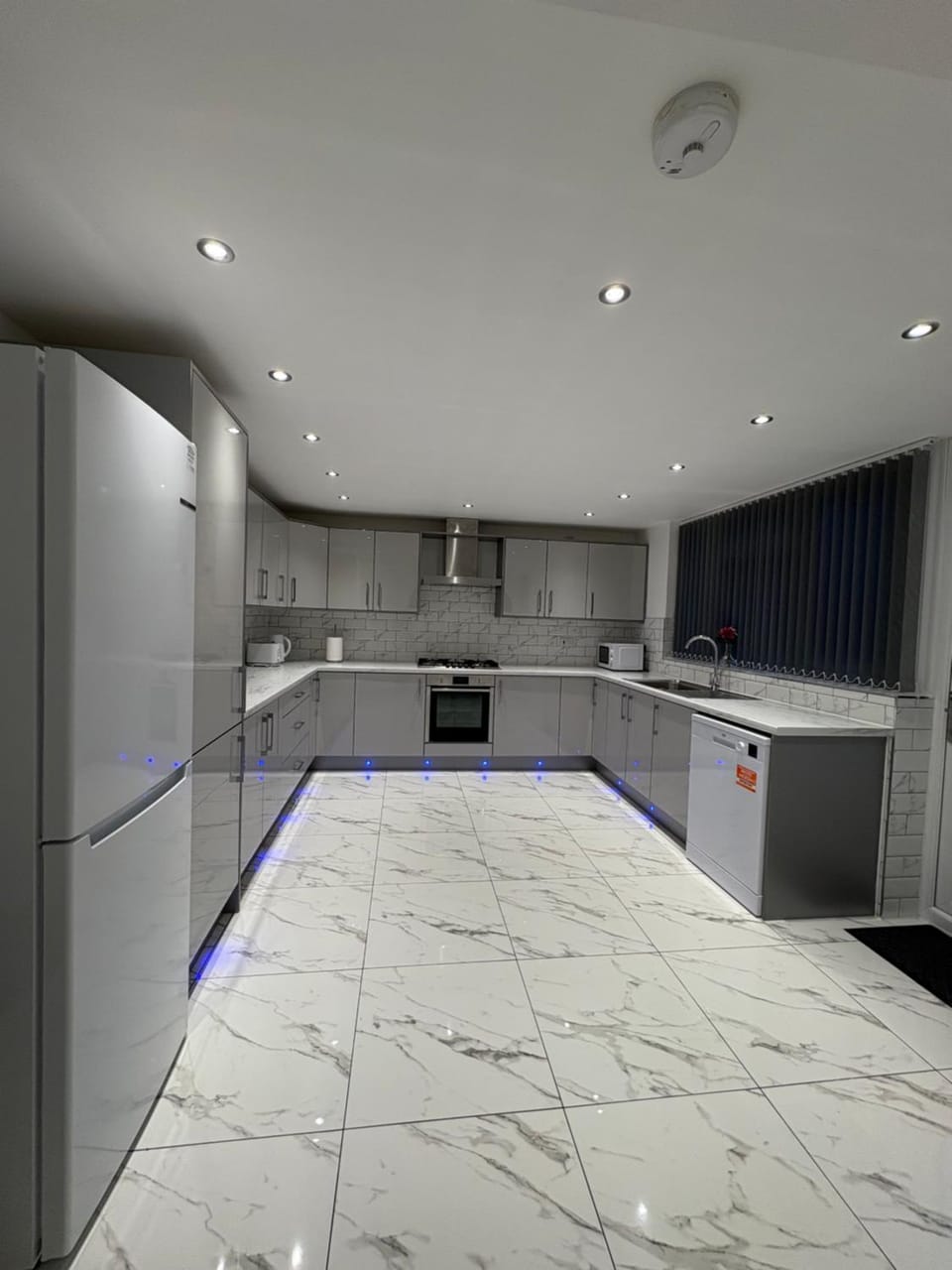 Luxury modern guest house Apartment in Metropolitan Borough of Solihull