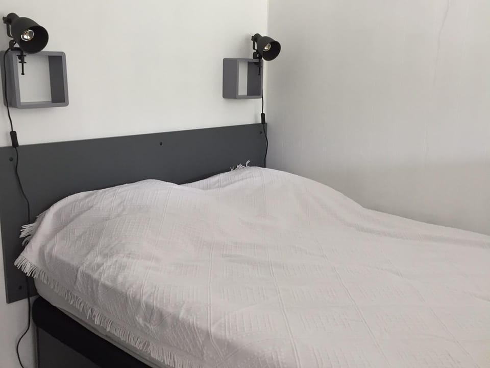 Appartement rénové proche plage avec parking - FR-1-843-51 Apartment in Le Pouliguen