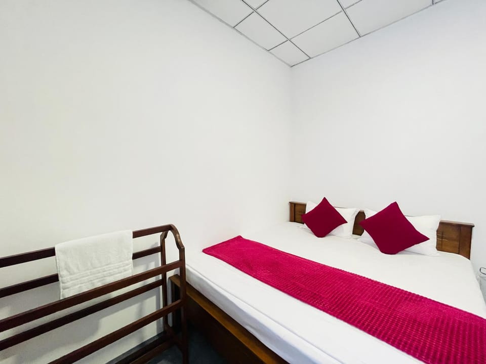 Bed, Bedroom, air conditioner