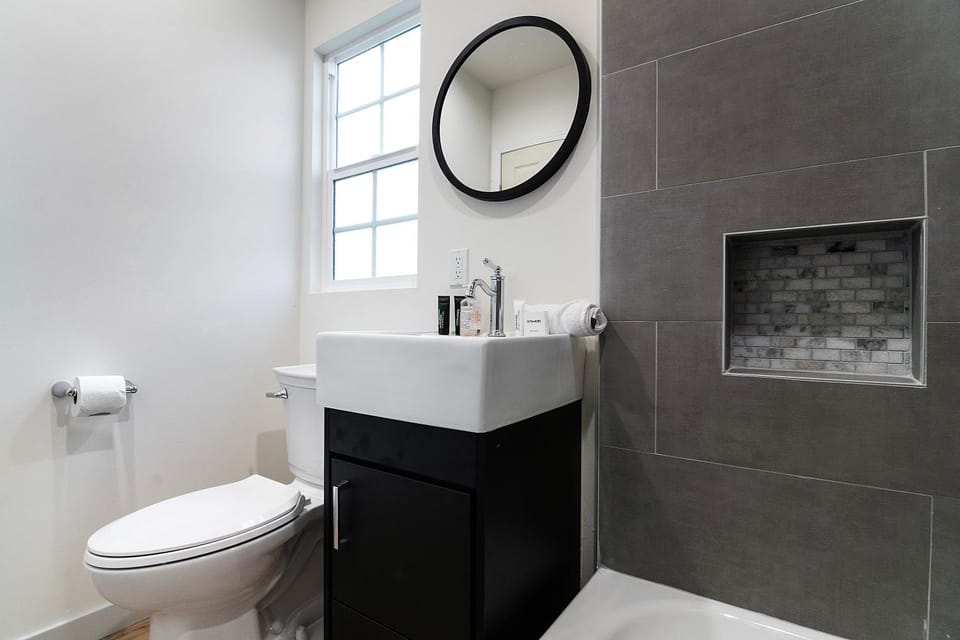 Freshly Renovated Studio for Two in the Heart of LA Apartment in Beverly Hills
