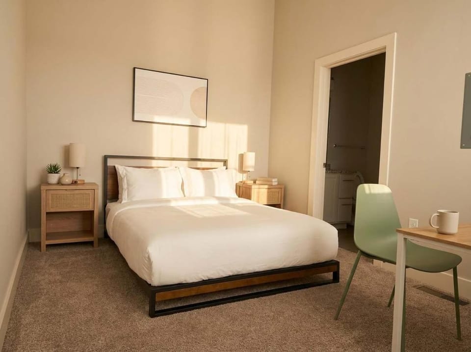 Boulevard Stays Midtown 30ft Ceilings 1BR 01 Apartment in Nashville