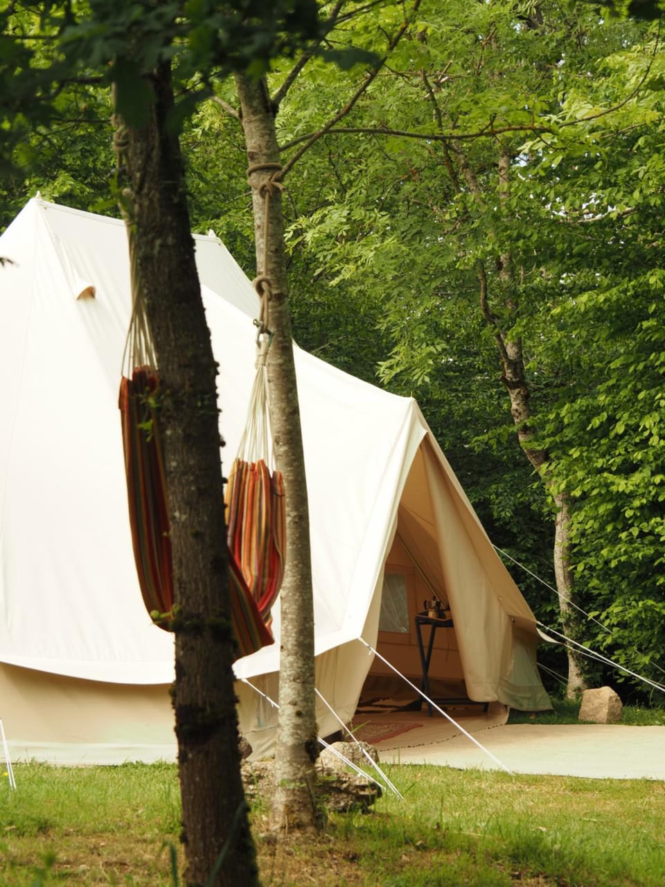 Glamping Tent Celte du Morvan, Vrij in de Natuur Luxury tent in Bourgogne-Franche-Comté