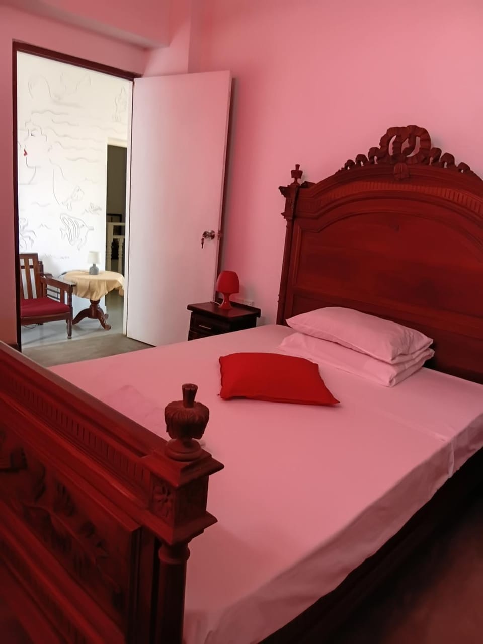 Bed, Photo of the whole room, Bedroom