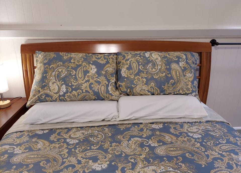 Kekuanaoa Homestead for Queens bedroom Bed and Breakfast in Hilo
