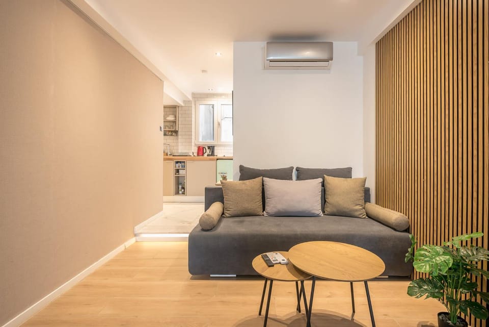 Living room, Seating area, air conditioner