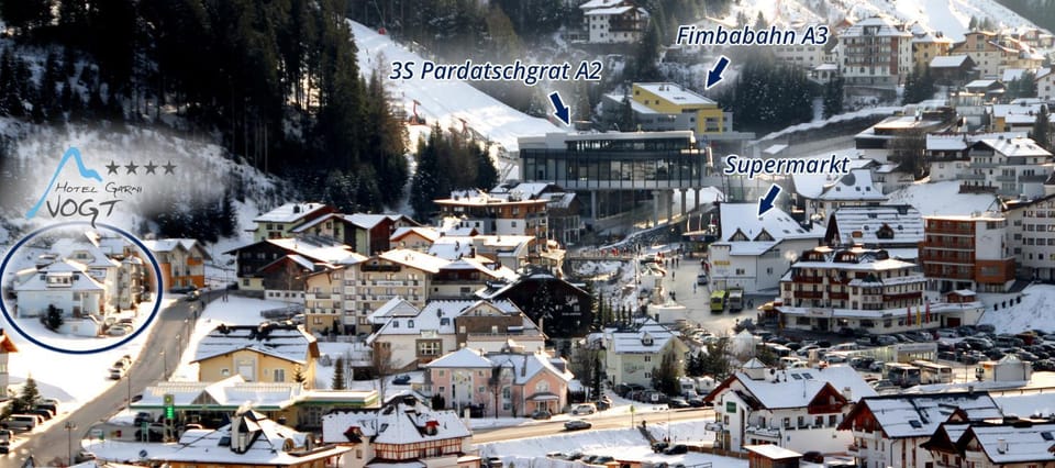 Nearby landmark, Neighbourhood, City view