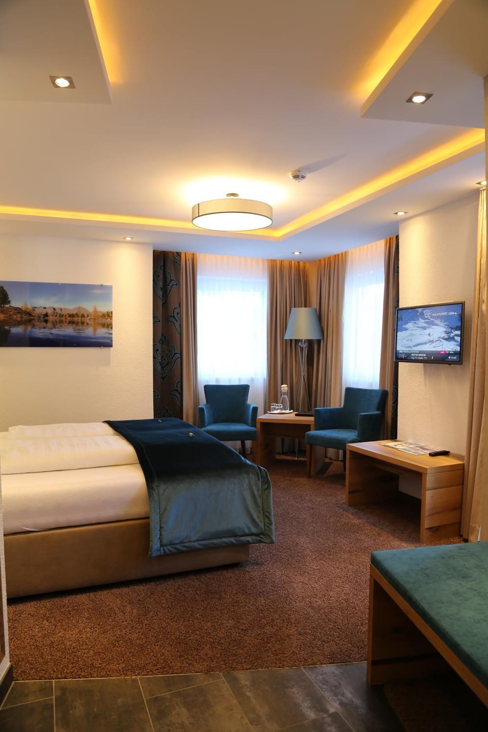 Bed, Living room