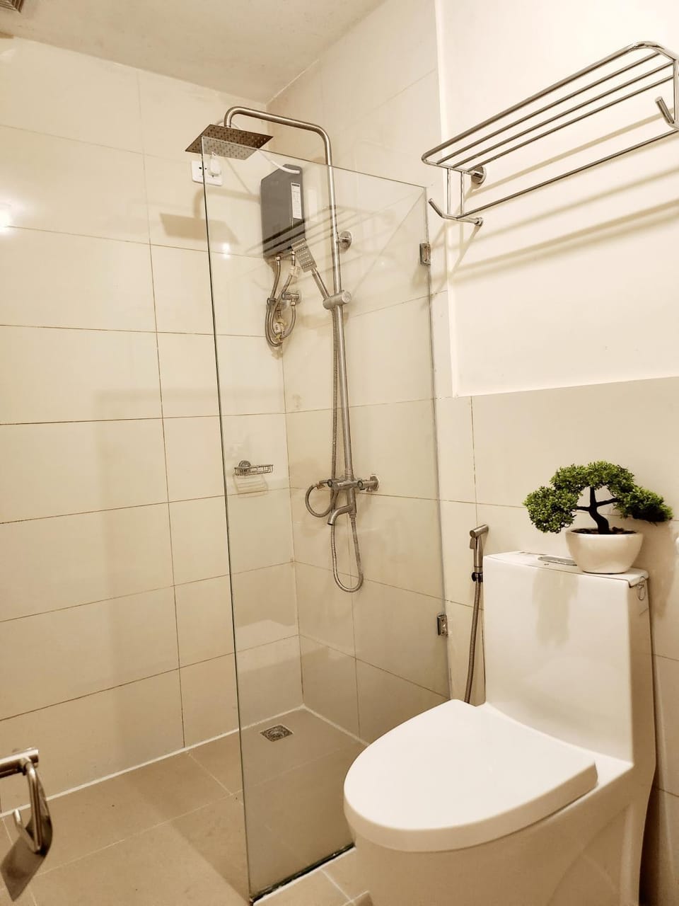 Shower, Toilet, Bathroom