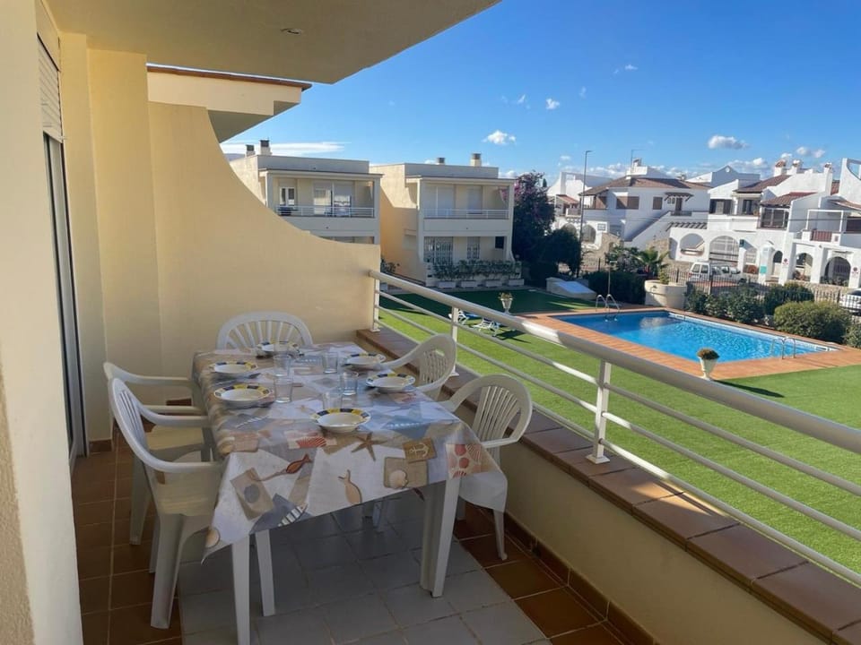 Balcony/Terrace, Pool view