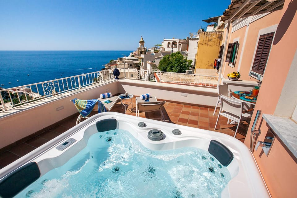 Patio, Day, Hot Tub, Balcony/Terrace, Sea view
