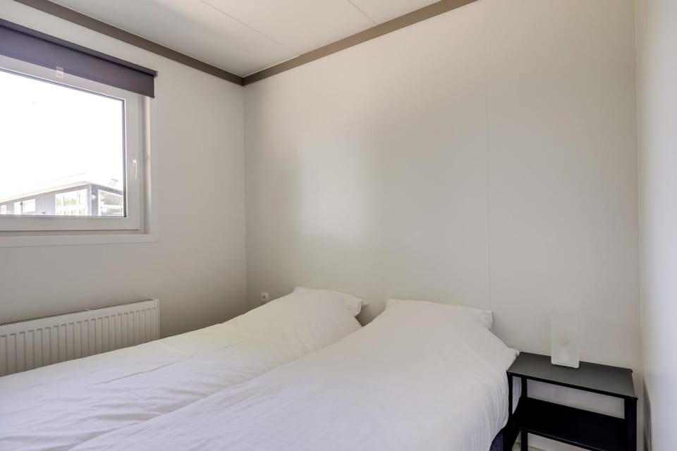 Cube I stijlvol en licht 4 persoons chalet Chalet in Gelderland, Netherlands