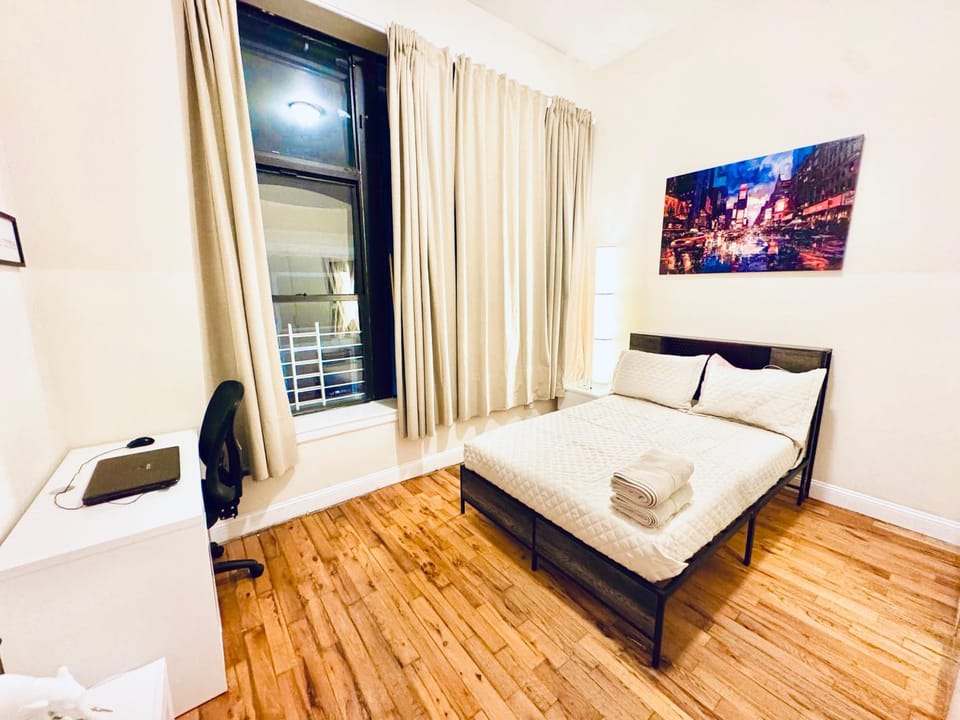 Ultra-Modern Luxury Room Executive Stay Near NYC Vacation rental in Paterson