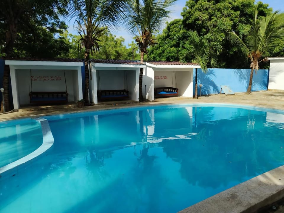 Pool view, Swimming pool, Swimming pool, sunbed
