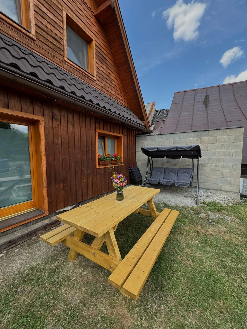Property building, Garden