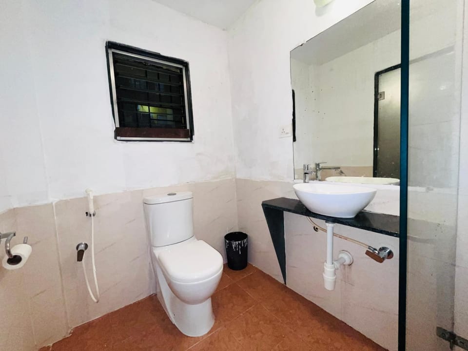Toilet, Bathroom, Bath