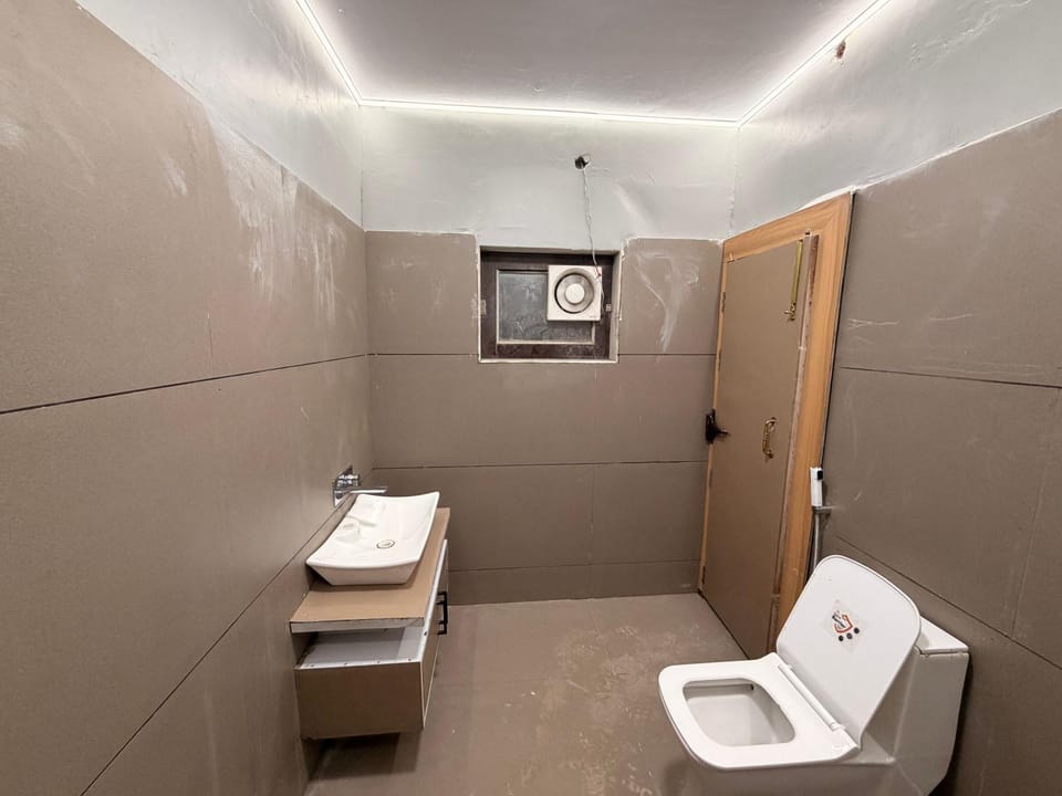 Toilet, Bathroom