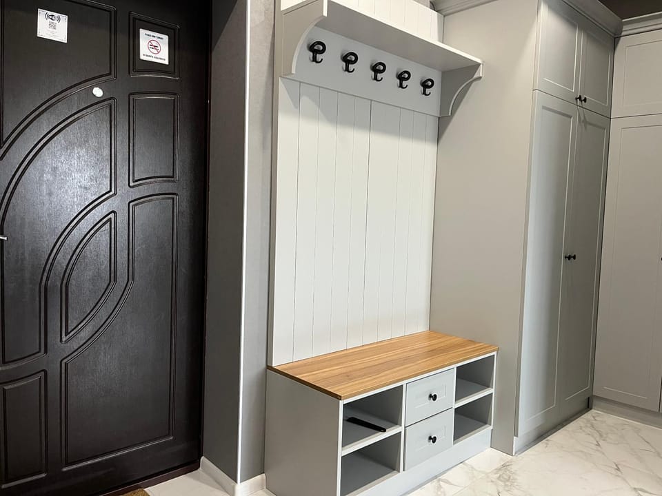 wardrobe