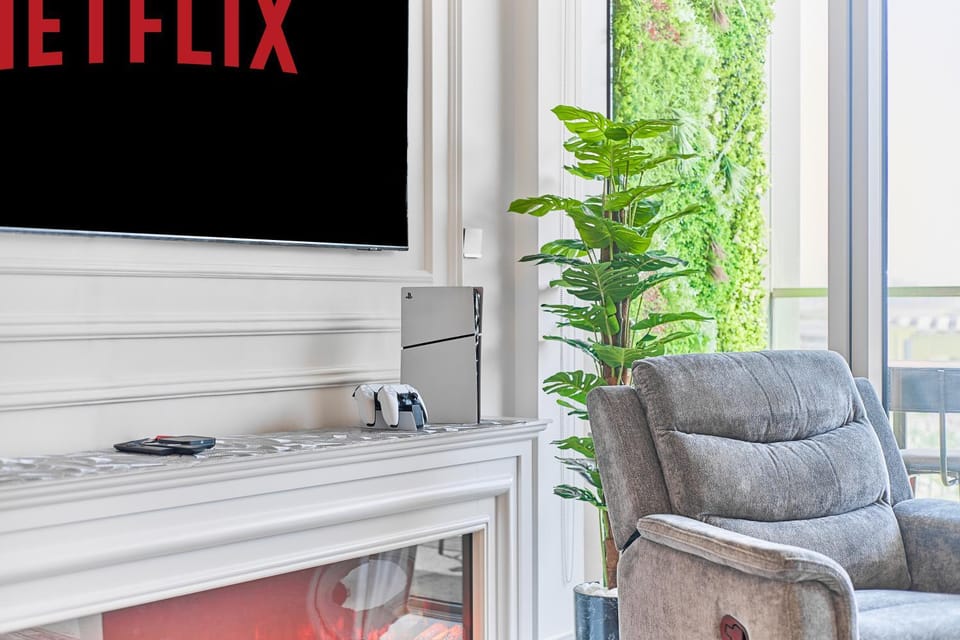 TV and multimedia, Living room, Seating area
