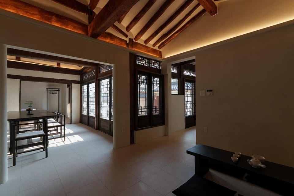 Near Gyeongbokgung Palace Private Hanok Villa in Seoul