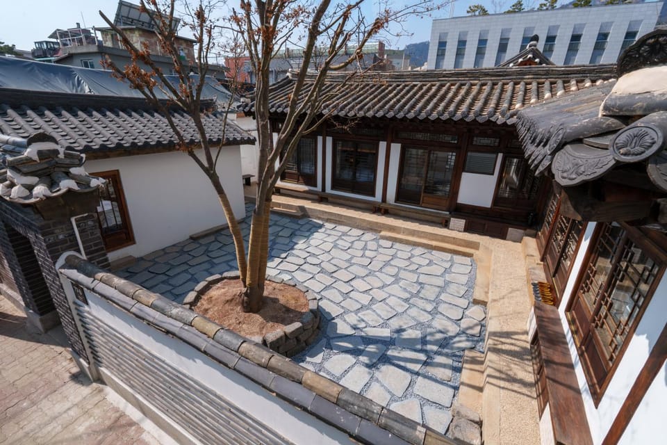 Near Gyeongbokgung Palace Private Hanok Villa in Seoul