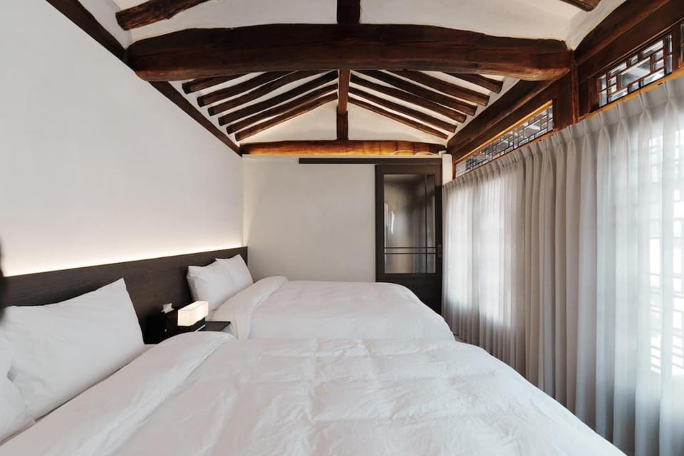 Near Gyeongbokgung Palace Private Hanok Villa in Seoul