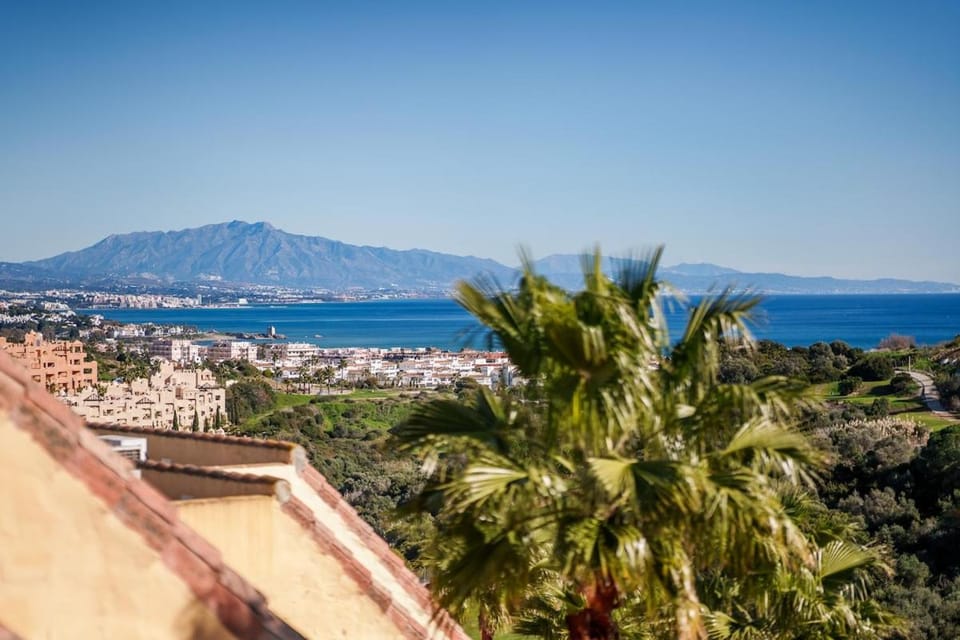 Nearby landmark, Day, Natural landscape, Mountain view, Sea view