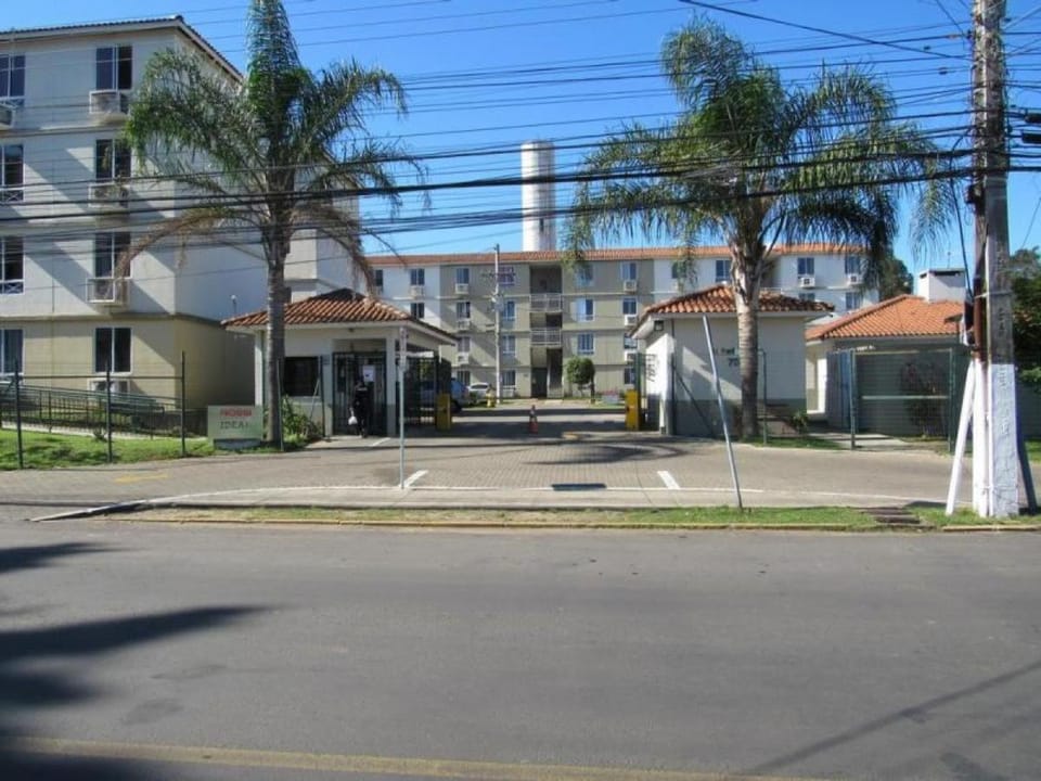 Property building, Street view, Location