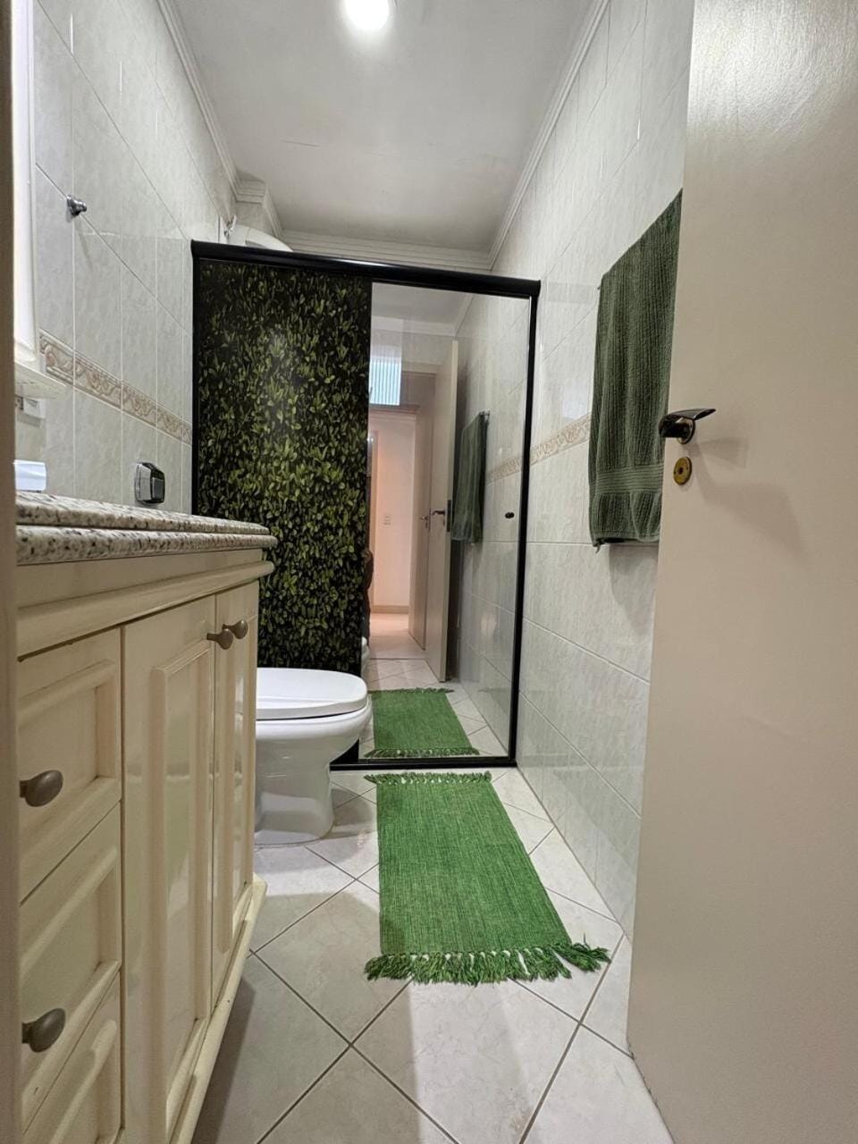 2 quartos com sacada gourmet 400 metros da praia Apartment in Camboriú