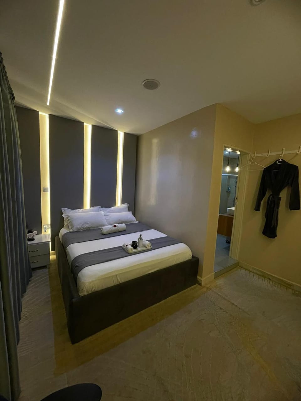 Bed, Bedroom