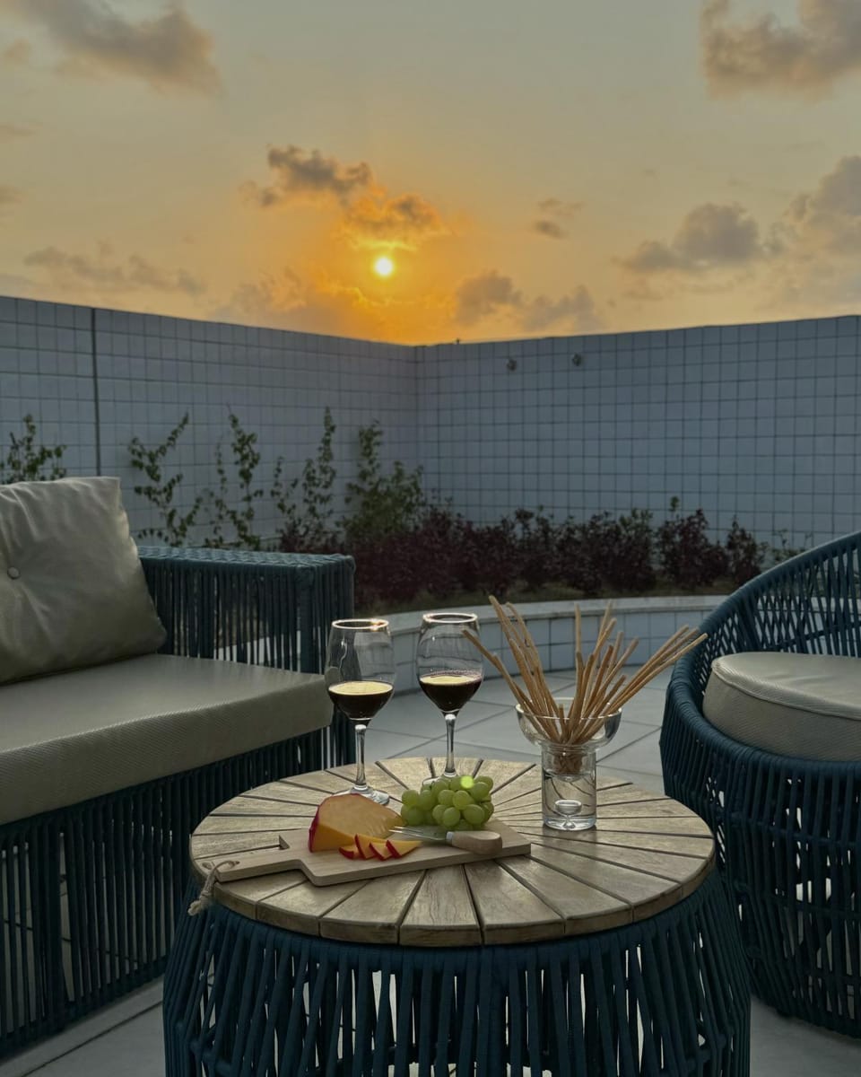 Property building, Balcony/Terrace