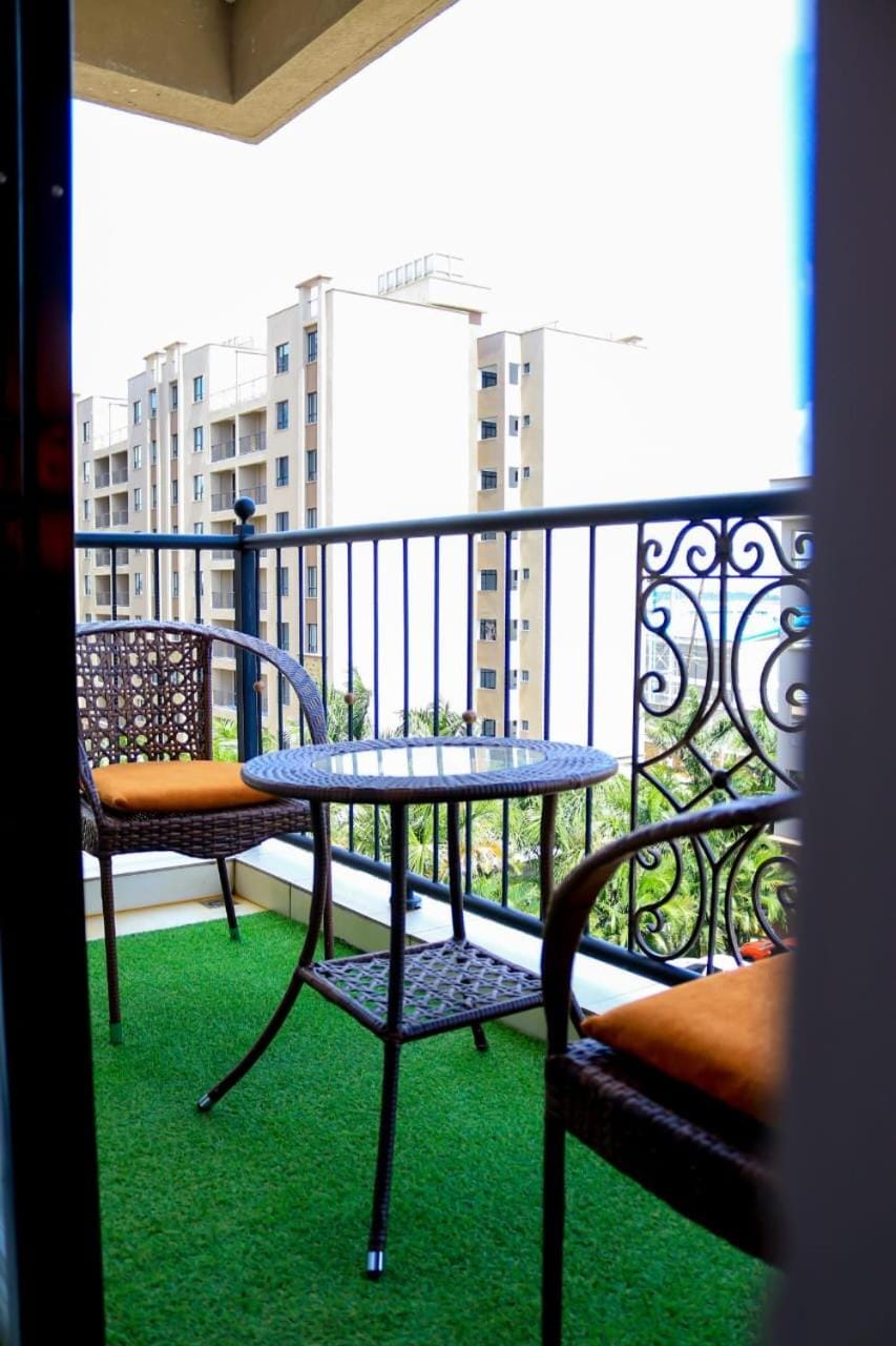 Mayaloft 2 bedroom near airport and SGR Apartment in Nairobi