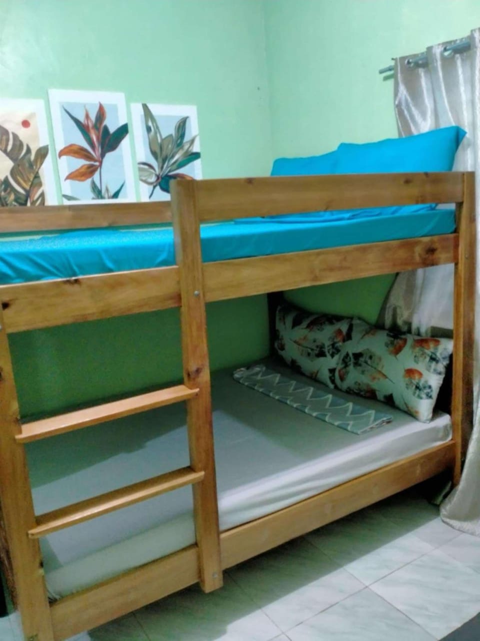 bunk bed