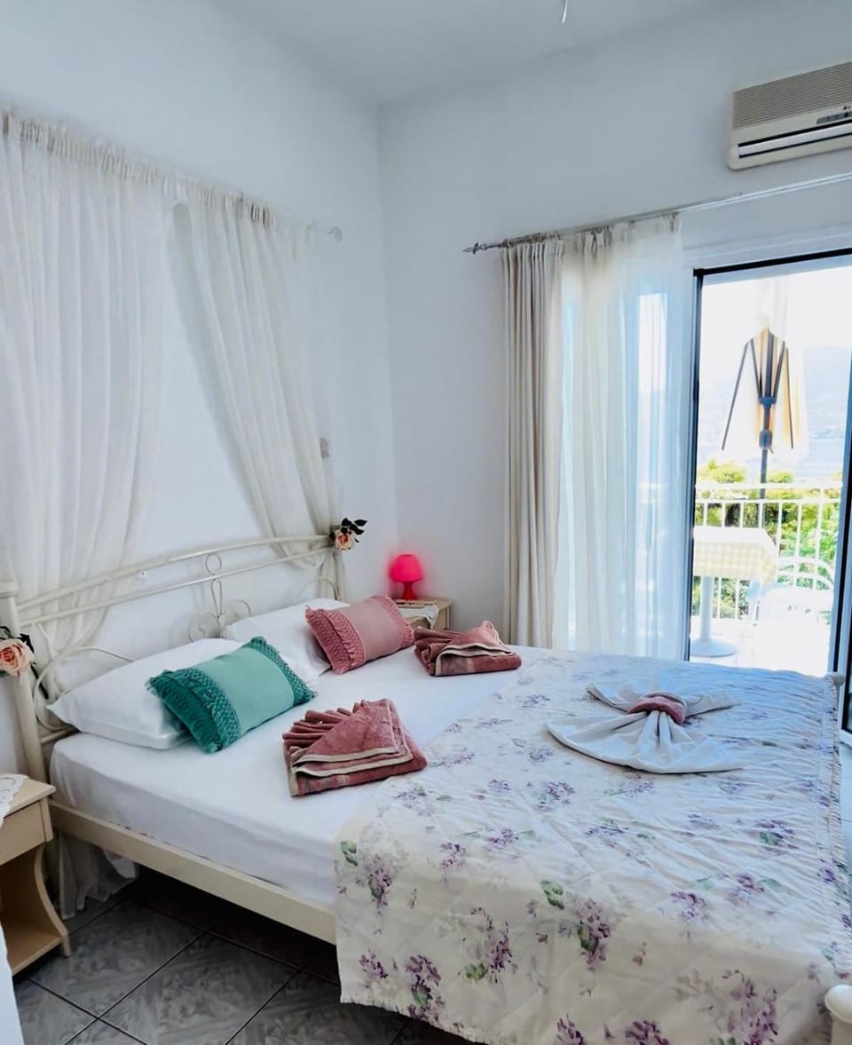 Lions Poros Apartments Apartment hotel in Poros