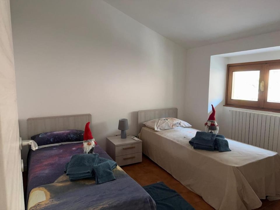 Appartamento con ampia terrazza nel cuore di Traona Apartment in Province of Lecco