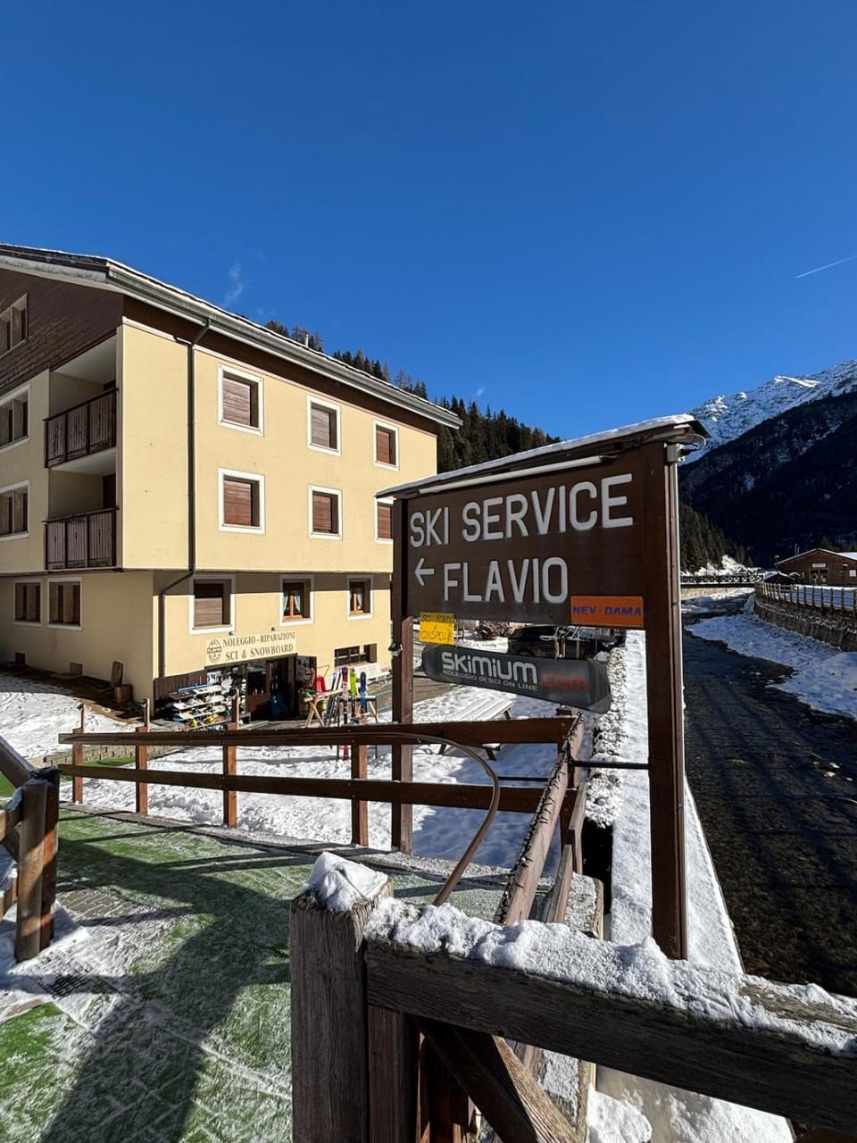 Property building, Winter, Ski School, Mountain view