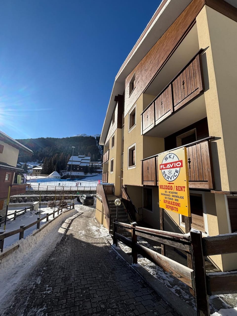 Property building, Day, Winter, Mountain view