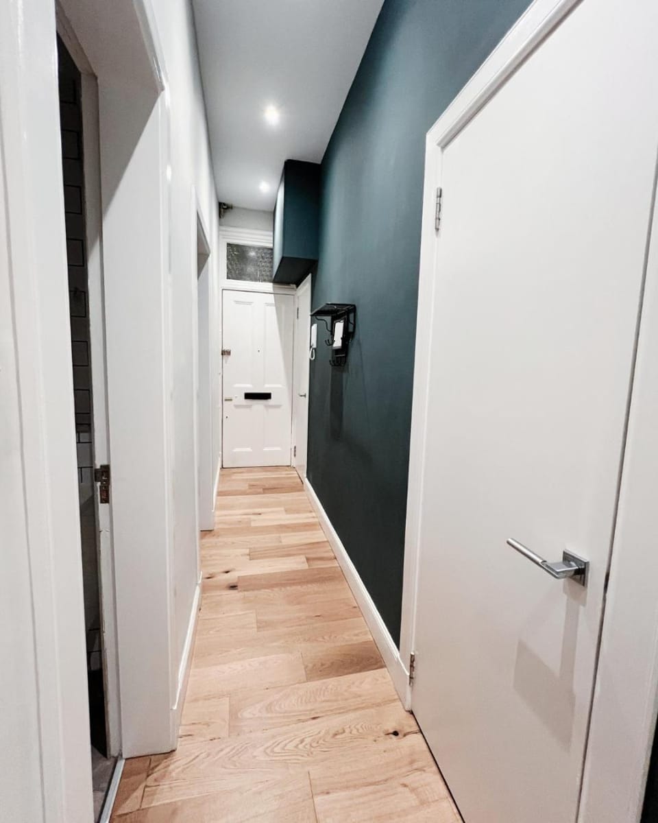 Central Leith Suite Apartment in Edinburgh