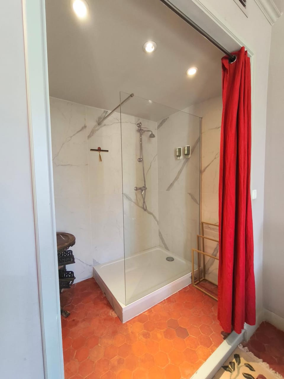 Shower, Bathroom