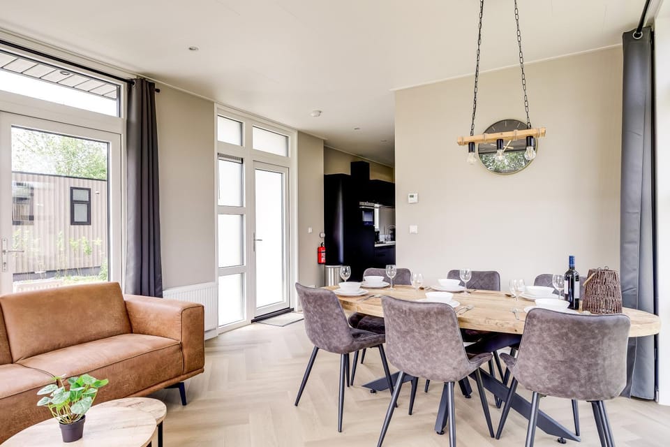 Lodge I stijlvol en luxe 6 persoons chalet Chalet in Gelderland, Netherlands
